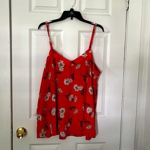 Torrid 1x adjustable strap tank top/blouse. Floral print.